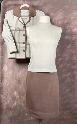 Traje Falda 3 Piezas Tejido Lana Marrón Vintage Harilela's Completamente Moda Foto 1 de 4