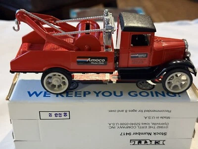 ERTL Amoco Motor Club 1931 Hawkeye Wrecker Coin Bank # 9417 Ltd Edition  1992 - Image 1 of 4