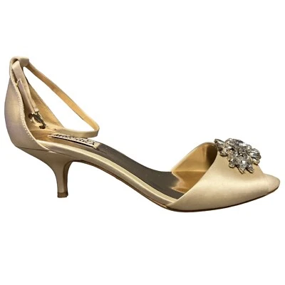 Zapatos formales de noche Badgley Mischka Sainte Champaign adornados con cristal 8,5 Foto 1 de 4