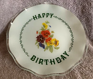 9 7/8" Durchmesser Happy Birthday 1/8" Glasplatte gerippter Rand Stiefmütterchen Blumendesign - Bild 1 von 5
