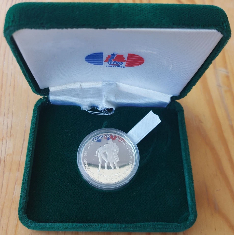 DOMINICAN REPUBLIC SILVER PROOF 1 PESO COIN 1990 YEAR KM#77a EVANGELIZATION BOX - Image 1 of 4