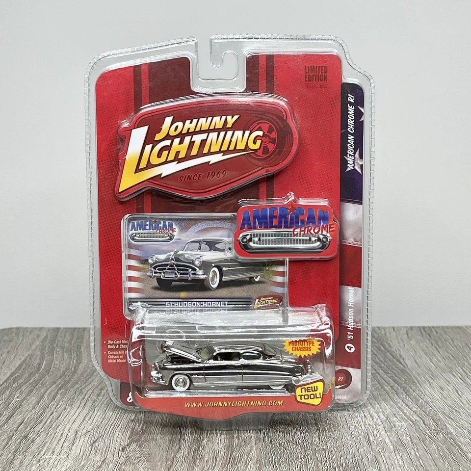 Johnny Lightning 1:64 - 1951 Hudson Hornet American Chrome Car Prototype Chassis - Image 1 of 2