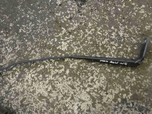 Volkswagen Golf MK4 1997-2004 Passenger NSF Front Windscreen Wiper Arm - Picture 1 of 2