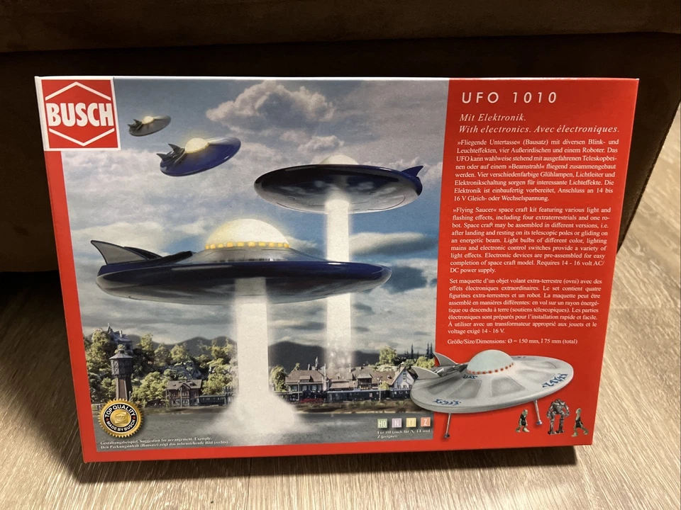 Busch H0 1010 UFO Fliegende Untertasse - Bild 1 von 1