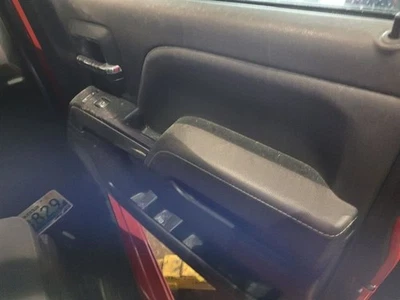 2019 CHEVROLET SILVERADO 1500 Passenger Front Door Trim Panel  Foto 1 de 4