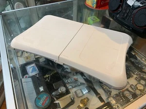 GENUINE NINTENDO WII BALANCE BOARD RVL-021 IN WHITE - Picture 1 of 24