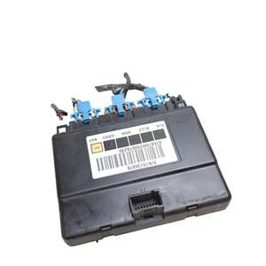 2003-2007 Chevy Silverado Classic Body Control Module BCM OEM 15136876 - Picture 1 of 9