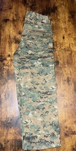 NWOT TROOPER KIDS ACU DIGITAL CAMO CARGO PANTS SIZE 6 - Picture 1 of 5