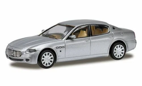 38406 Ricko HO  Maserati 4 porte colore grigio argento scala 1:87 - Immagine 1 di 1
