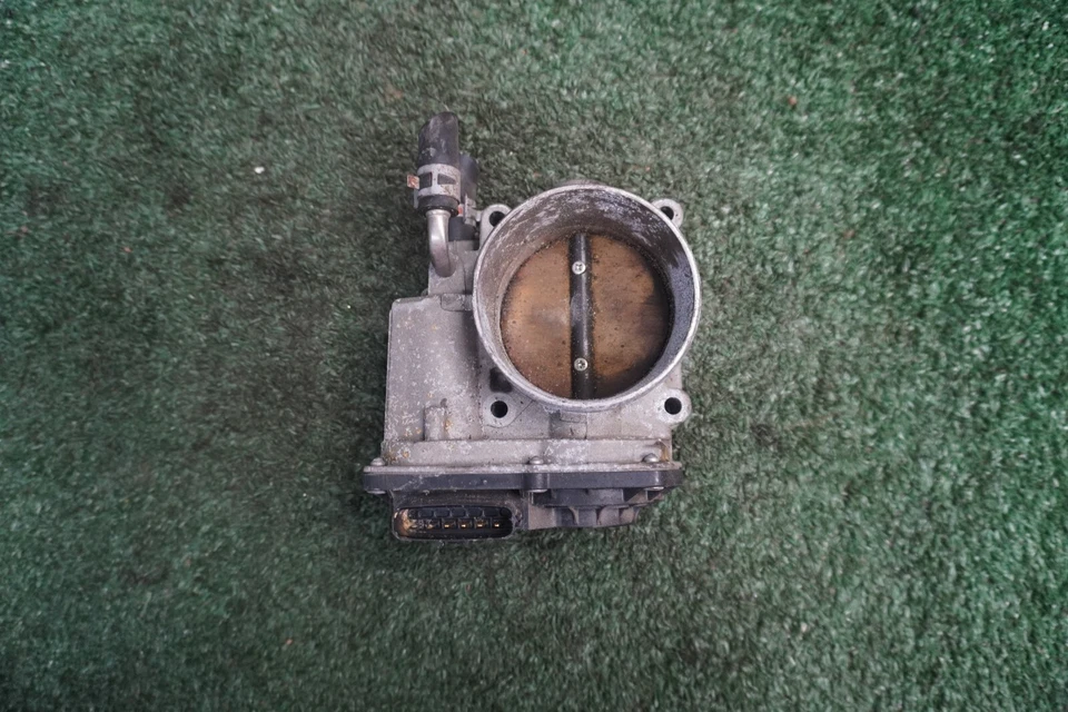 Корпус дроссельной заслонки 2008 TOYOTA Sienna 3,5 л от оригинального производителя 126 000 миль 220300P050 - Изображение 1 из 4