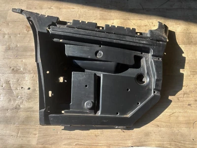 BMW 335I 328I 325I M3 OEM 07-13 2-DR REAR LEFT SIDE BUMPER BRACKET GUIDE SUPPOR - Image 1 of 4