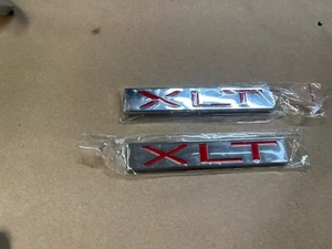 Fits 80-86 Ford Truck Bronco Van XLT Red Emblems Pair 1980-1986 - Bild 1 von 3