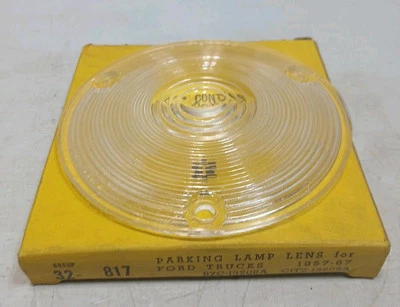 Lente de lámpara de luz de estacionamiento transparente Ford Truck NORS 1957-1958 B7C-13208A TMC 817 Foto 1 de 4