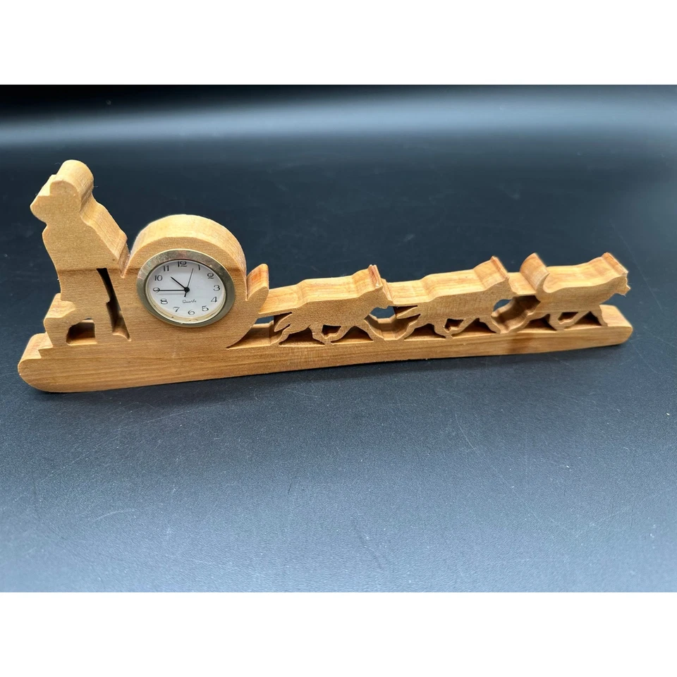 Wood Sled Dog Team Desk Clock Alaska Theme Quartz Display Piece Iditarod Mushing - Image 1 of 4