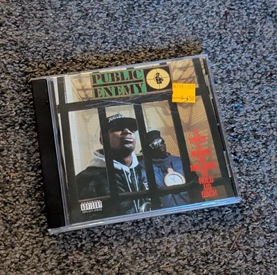 Public Enemy "It Takes A Nation of Millions To Hold Us Back" CD, (1988) ÷ Foto 1 de 3
