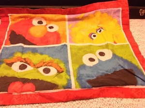 Vtg Sesame Street Twin Flat Sheet & case  Elmo Oscar Cookie Big Bird NAMES HTF - Picture 1 of 4