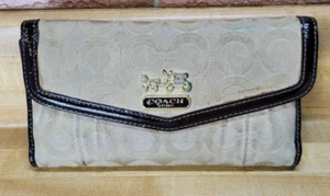 Coach New York Madison Jacquard Patent Leather Trim Khaki Logo Tri Fold Wallet - Picture 1 of 6