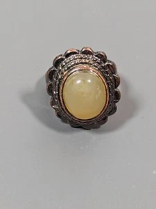 Beachy Coastal Silver Tone Copper Tone Yellow Stone Cabochon Ring Size 6.5 - Picture 1 of 8