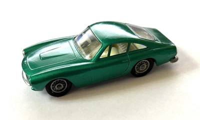 Rueda de radios de alambre delgado Matchbox Lesney Ferrari Berlinetta verde nº 75 Foto 1 de 4