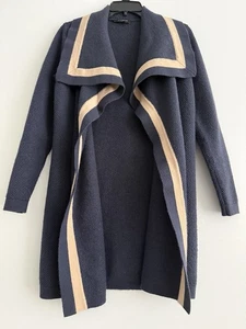 Cárdigan Ann Taylor Azul Marino con Borde a Rayas Tostadas en Cascada XSP Extra Pequeño Pequeño - Imagen 1 de 20