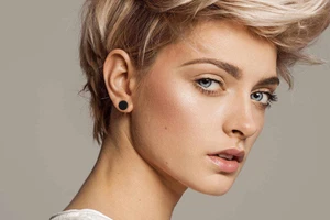 PIERCINGLINE Acryl Fake Plug SCHWARZ - Bild 1 von 3