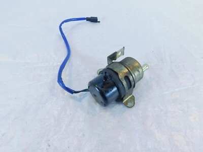 Honda Shadow VT1100 VT1100C Shadow 1100 Sabre & Spirit Fuel Gas Petrol Tank Pump - Image 1 of 4