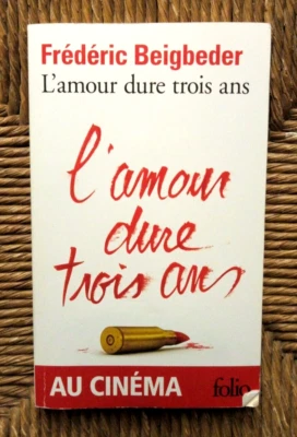Livre roman L'amour dure trois ans de Frédéric Beigbeder - Photo 1/2