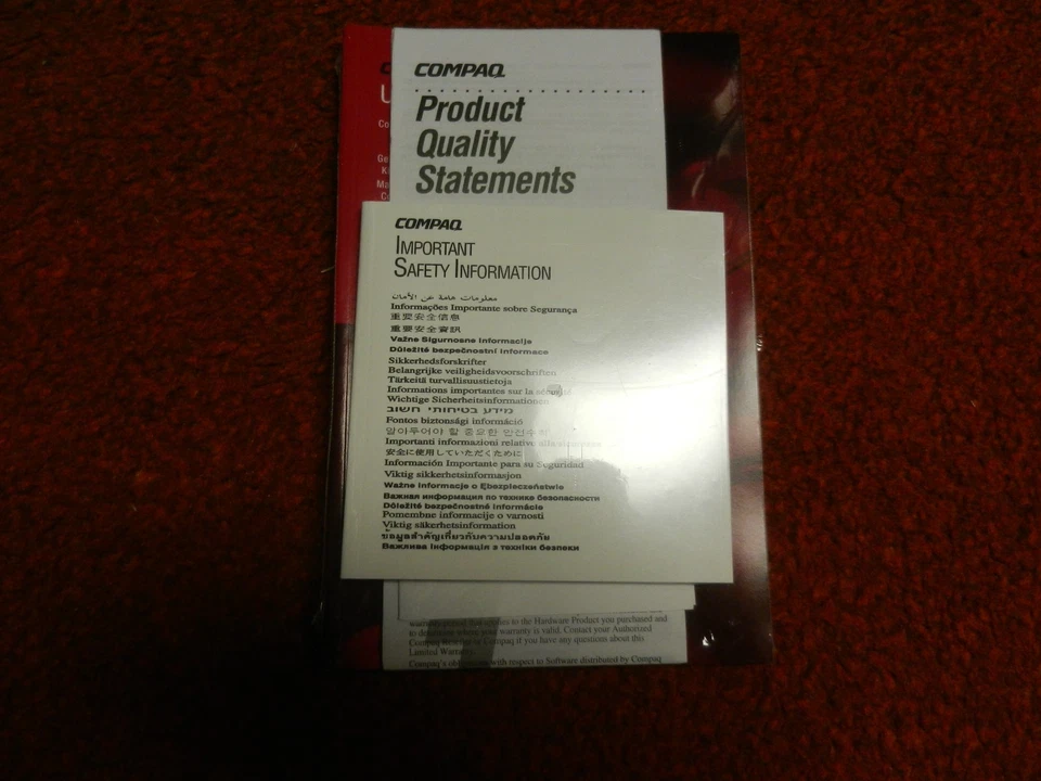 COMPAQ USER'S GUIDE COMPAQ V70 COLOR MONITOR - Image 1 of 1