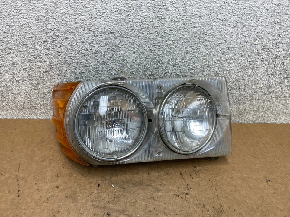 Оригинальная правосторонняя фара для Mercedes R107 C107 класса SLC 1972-1989 S7305 DW - Изображение 1 из 4
