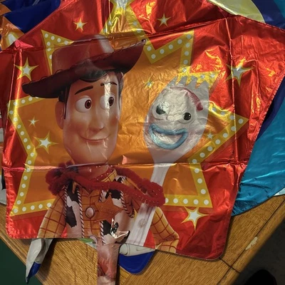 10 piezas Toy Story 4 globos de helio suministros de fiesta de cumpleaños Foto 1 de 4