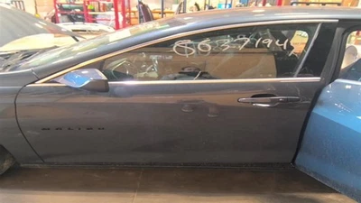 Puerta delantera derecha pasajero automático abajo compatible con 16-23 MALIBU 3534614 Foto 1 de 4