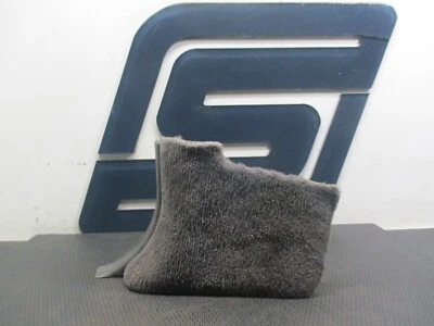 Subaru SVX 1992 - lado izquierdo del conductor - cubierta inferior del panel de patada (defectos: edad/desgaste) Foto 1 de 4