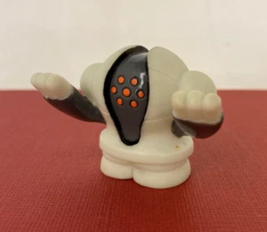 Bandai 2004 ☆ Pokemon ☆ Registeel - Vinyl Finger Puppet Figure - Bild 1 von 4