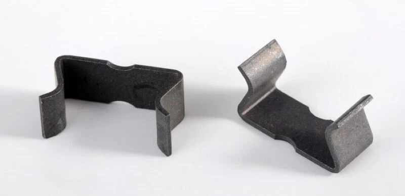 AFX HO Scale Track Clips - 100 Pack