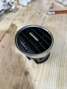Audi A4 2007-2009 convertible turbo 2,0 L AWD tablero central ventilación de aire 57029 - Imagen 1 de 3