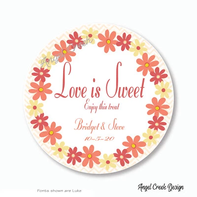 Etiquetas adhesivas florales de otoño LOVE IS SWEET para bodas Foto 1 de 4