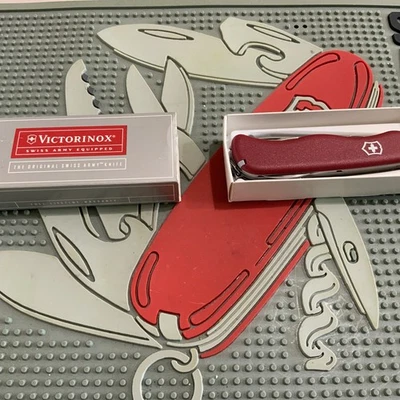 Navaja suiza Victorinox mochila roja bloqueo deslizable hoja de bloqueo 111 mm nueva en caja Foto 1 de 4