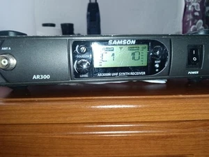 Receptor de sintetizador Samson AR300M UHF - Imagen 1 de 4