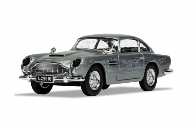 Corgi Aston Martin DB5 "No Time To Die" Echelle 1:36 Voiture Miniature - Argenté (CC04314)