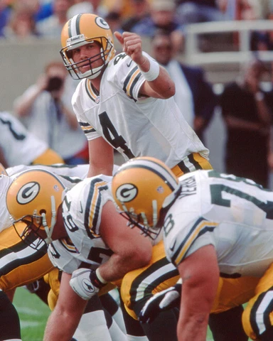 Green Bay Packers BRETT FAVRE Glossy 8x10 Photo Football Print Poster HOF 2016 Cover