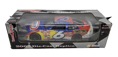 Mark Martin #6 Kraft 2002 Team Caliber Pit Stop Nascar 1/24 Scale Diecast Car - Image 1 of 3