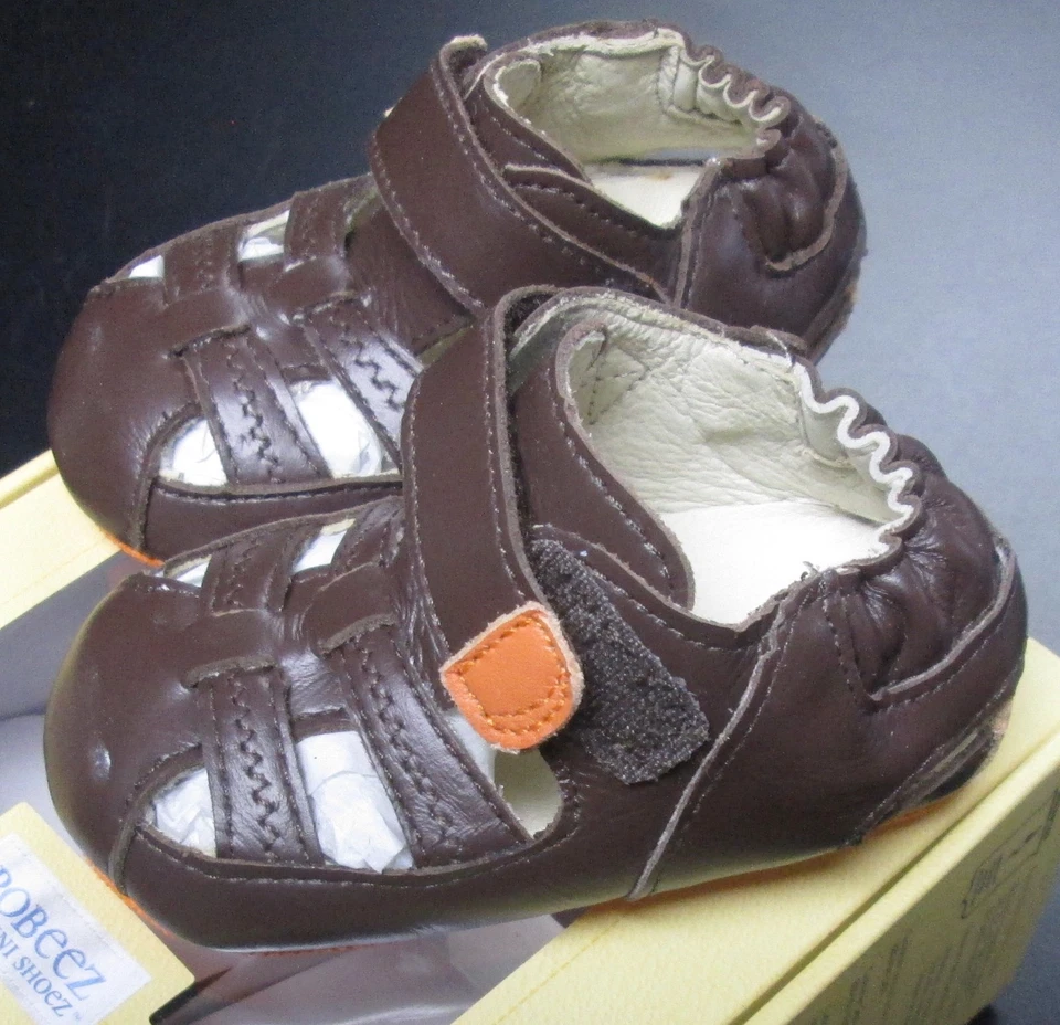 NEW ROBEEZ BOYS BROWN COLORBLOCK LEATHER SANDALS SZ 3-6 MO - Image 1 of 1