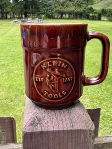 Taza de café vintage Pfaltzgraff Klein Tools - 125 aniversario marrón - Imagen 1 de 6