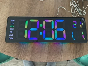 16" große digitale Wanduhr mit Fernbedienung LED großes Display Timer RGB - Bild 1 von 3