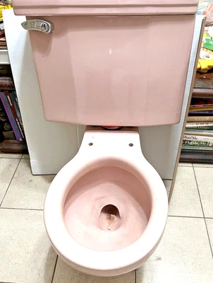 Vaso sanitário vintage Deco meados do século porcelana rosa antigo padrão americano meados dos anos 50 - Imagem 1 de 4