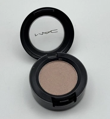 MAC Eyeshadow Single ARTIFICIAL EARTH - Image 1 of 4