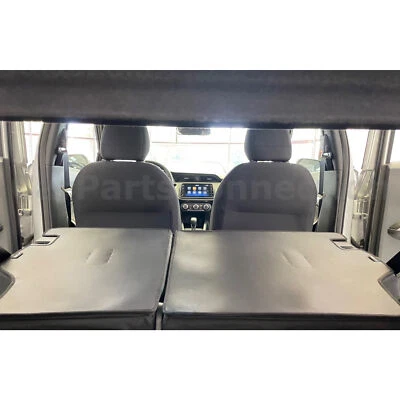 Черный защитный чехол для заднего сиденья WellVisors для Nissan Kicks 2018-2024 - Изображение 1 из 4