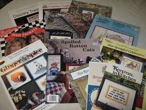 Lot of 12 Misc. Cross Stitch Pattern Booklets - Picture 1 of 14