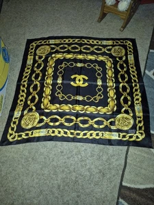 De Colección CHANEL Paris Seda 31 Rue Cambon Paris Oro Cadena Eslabón Bufanda 34x34 Negro - Imagen 1 de 12