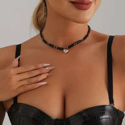 Collar de cuentas de aleación de empalme de cadena con colgante de corazón de circón para mujer Foto 1 de 4